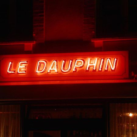 Hotel Le Dauphin Moulins-la-Marche Exterior photo